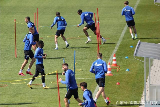 崔永熙受伤提前离场 伤退前贡献2分4篮板3助攻